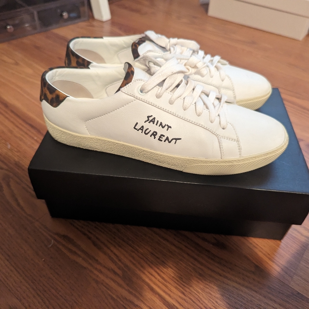 Saint Laurent Court Classic SL/06 Sneakers Leopard Print Size 40